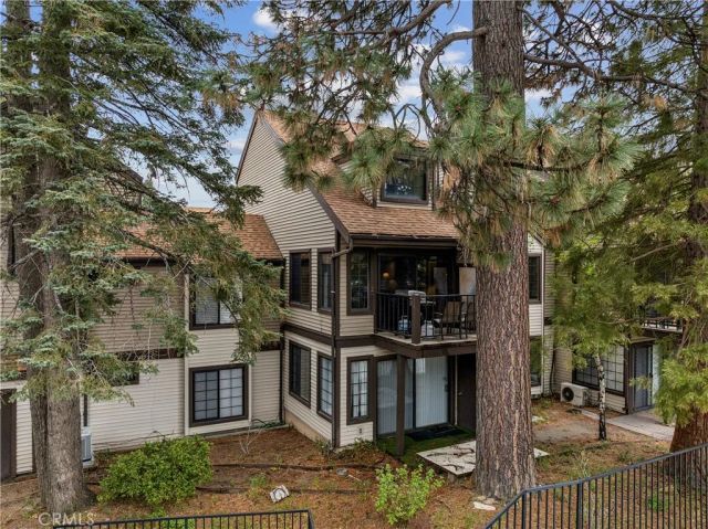203 Village, Lake Arrowhead, CA 92352