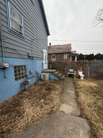 602 E 150th Street, East Chicago, IN 46312