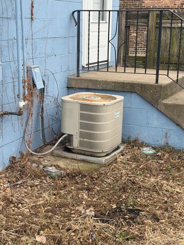 602 E 150th Street, East Chicago, IN 46312