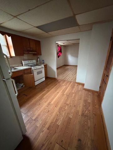 602 E 150th Street, East Chicago, IN 46312