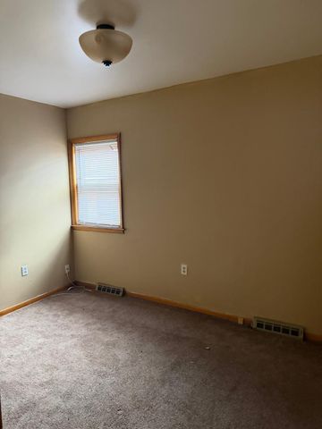 602 E 150th Street, East Chicago, IN 46312