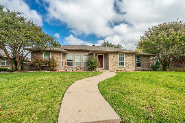 2813 Glen Forest Lane, Plano, TX 75023