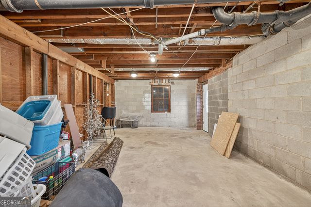 3724 Chavers Place, Stone Mountain, GA 30083