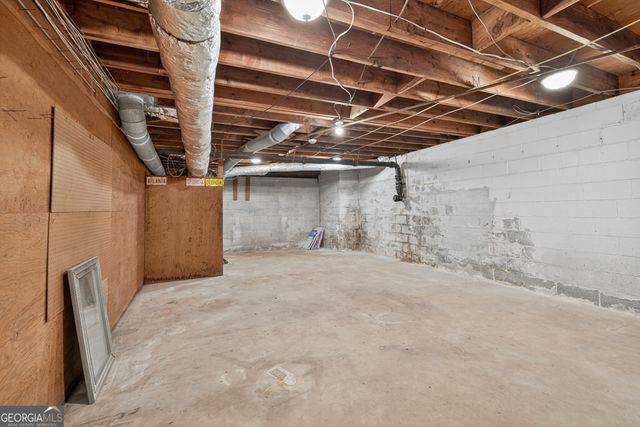 3724 Chavers Place, Stone Mountain, GA 30083