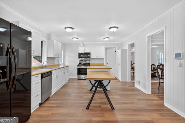 3724 Chavers Place, Stone Mountain, GA 30083