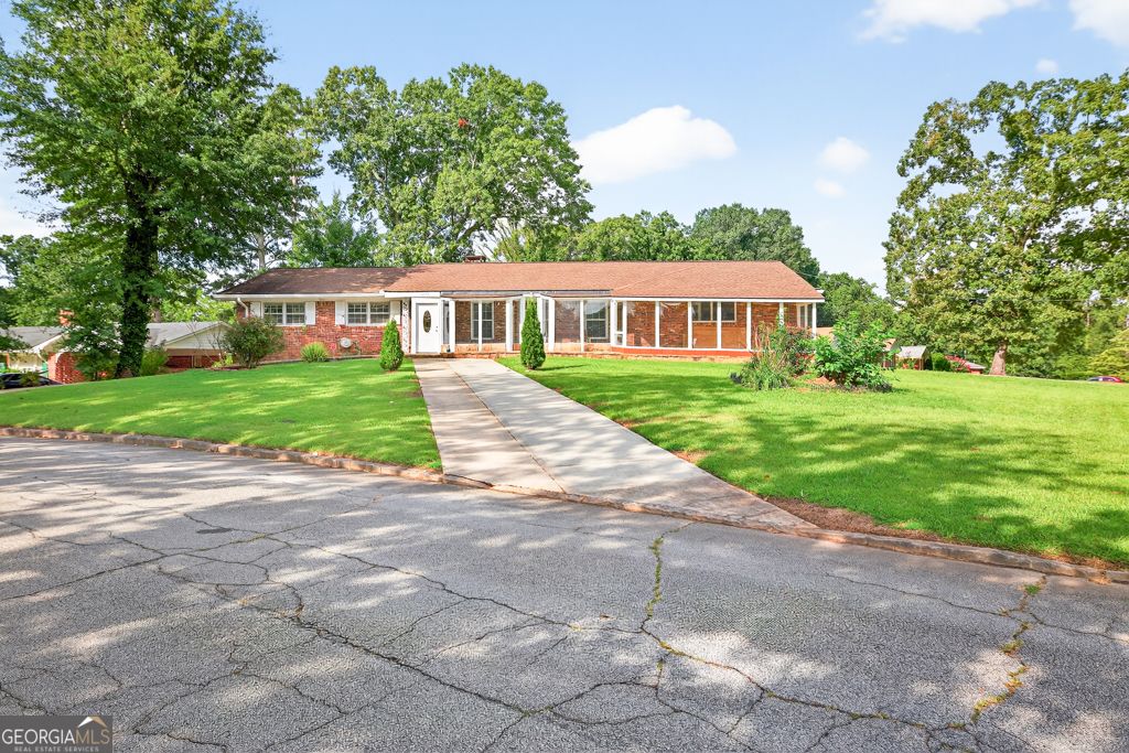 3724 Chavers Place, Stone Mountain, GA 30083