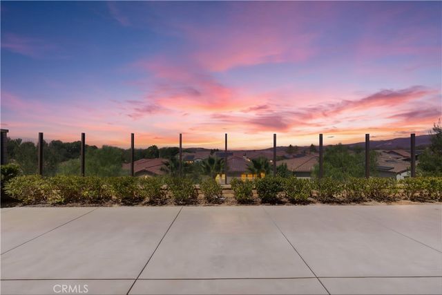 33 Manzanillo, Lake Forest, CA 92630