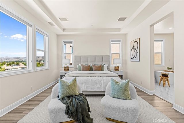 33 Manzanillo, Lake Forest, CA 92630