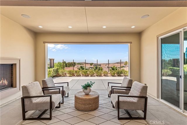 33 Manzanillo, Lake Forest, CA 92630