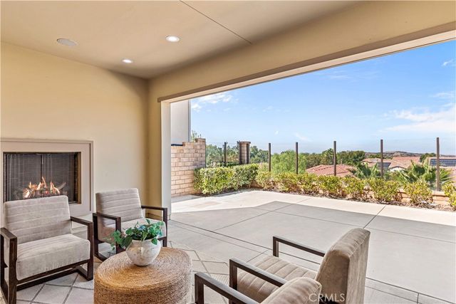 33 Manzanillo, Lake Forest, CA 92630