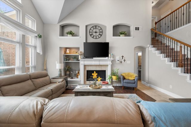 2647 Waterfront Drive, Grand Prairie, TX 75054