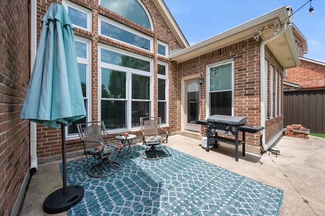 2647 Waterfront Drive, Grand Prairie, TX 75054
