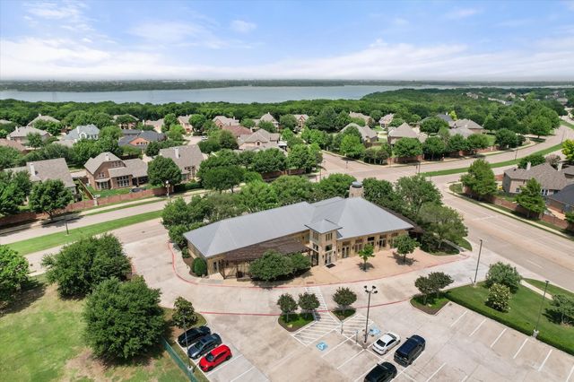 2647 Waterfront Drive, Grand Prairie, TX 75054