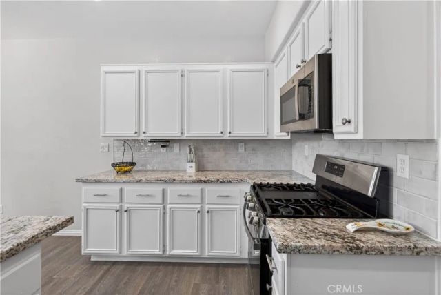 29115 Whitegate, Highland, CA 92346