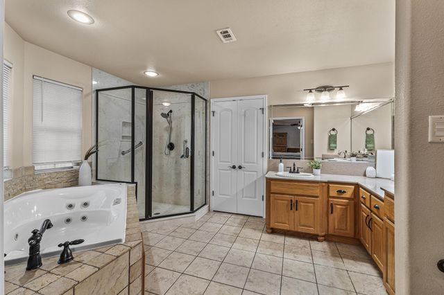 1420 Gomer LN, Harker Heights, TX 76548