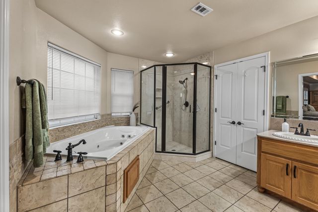 1420 Gomer LN, Harker Heights, TX 76548