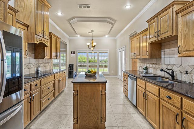 1420 Gomer LN, Harker Heights, TX 76548