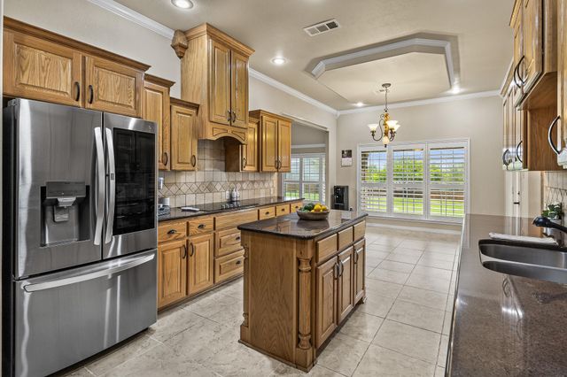 1420 Gomer LN, Harker Heights, TX 76548