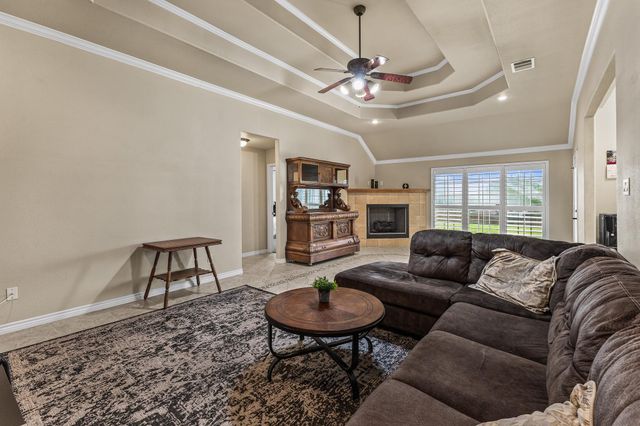 1420 Gomer LN, Harker Heights, TX 76548