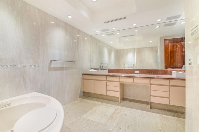 9601 Collins Avenue T4, Bal Harbour, FL 33154