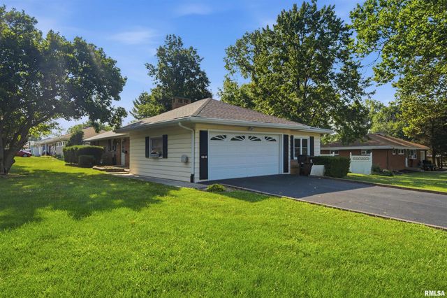 2618 W WESTPORT Road, Peoria, IL 61615