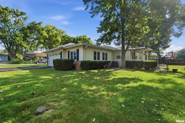 2618 W WESTPORT Road, Peoria, IL 61615