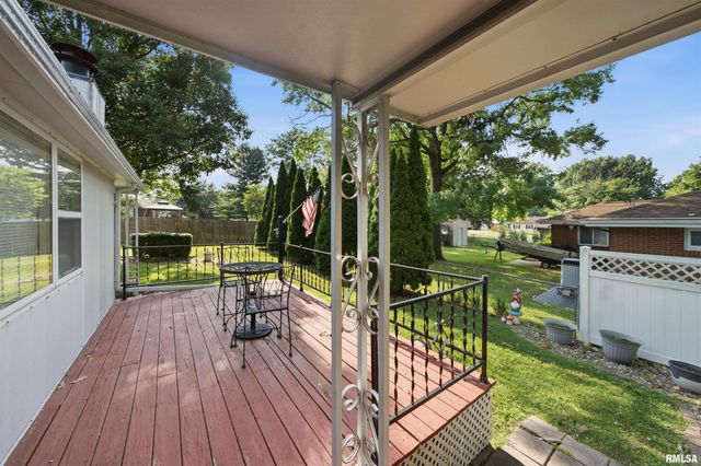 2618 W WESTPORT Road, Peoria, IL 61615