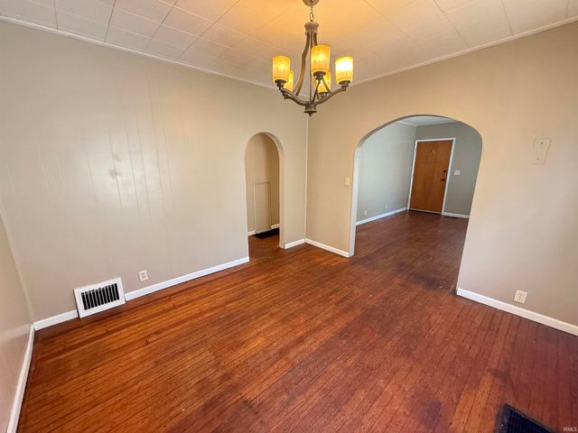 1108 Harlan Avenue, Evansville, IN 47714