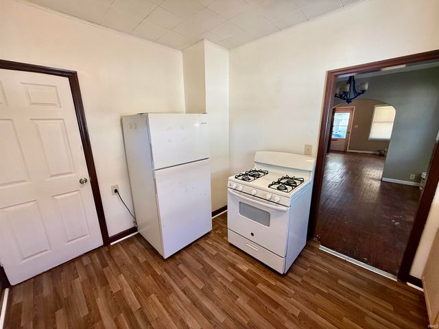 1108 Harlan Avenue, Evansville, IN 47714