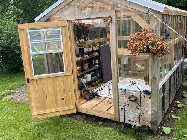 24 East Street, Enosburg, VT 05450