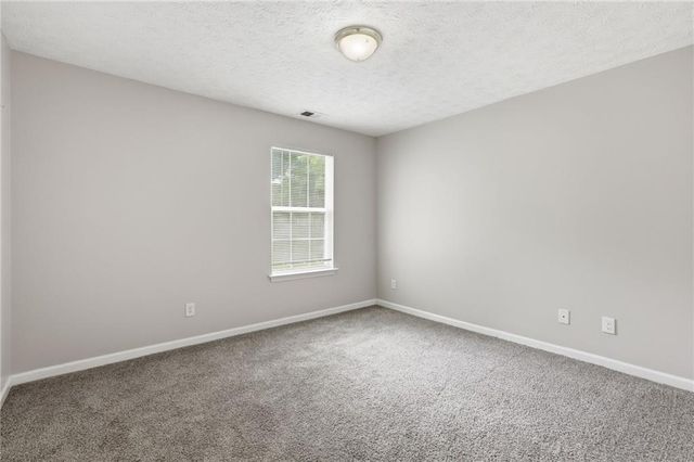 186 Crestbend Lane, Powder Springs, GA 30127