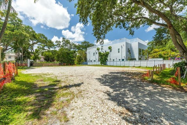5961 SW 37th Avenue, Dania Beach, FL 33312
