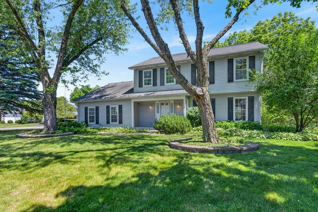 241 Wakefield Lane, Geneva, IL 60134
