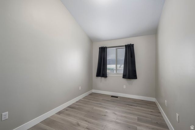 1814 W 2300 S, Woods Cross, UT 84087