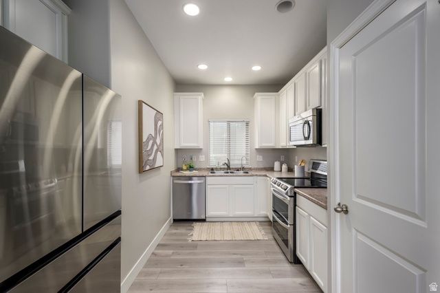 1814 W 2300 S, Woods Cross, UT 84087