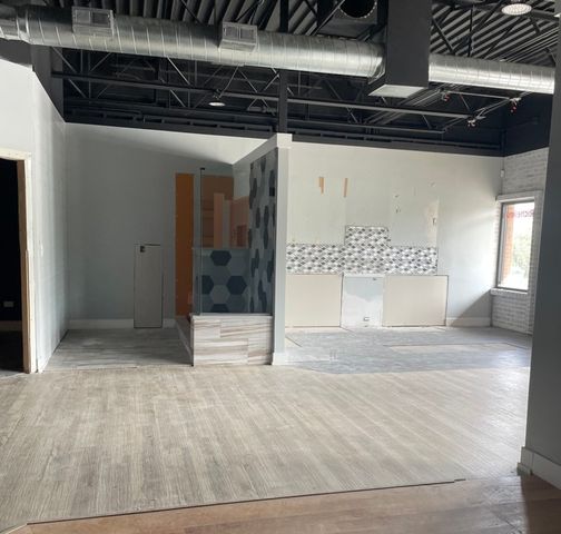 1005 W Laraway Road 320, New Lenox, IL 60451