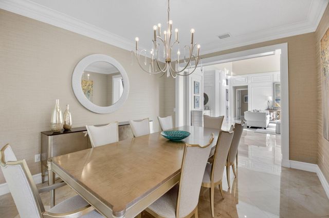 8277 Hawks Gully Avenue, Delray Beach, FL 33446