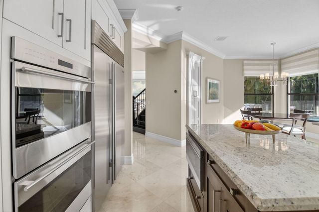 8277 Hawks Gully Avenue, Delray Beach, FL 33446