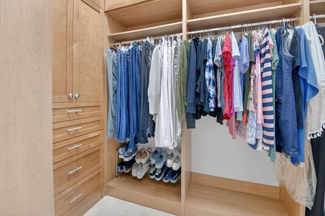 8277 Hawks Gully Avenue, Delray Beach, FL 33446