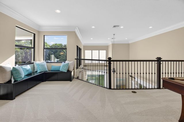 8277 Hawks Gully Avenue, Delray Beach, FL 33446