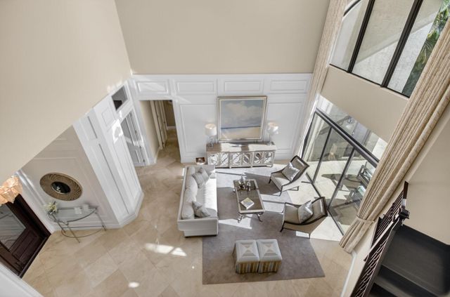 8277 Hawks Gully Avenue, Delray Beach, FL 33446