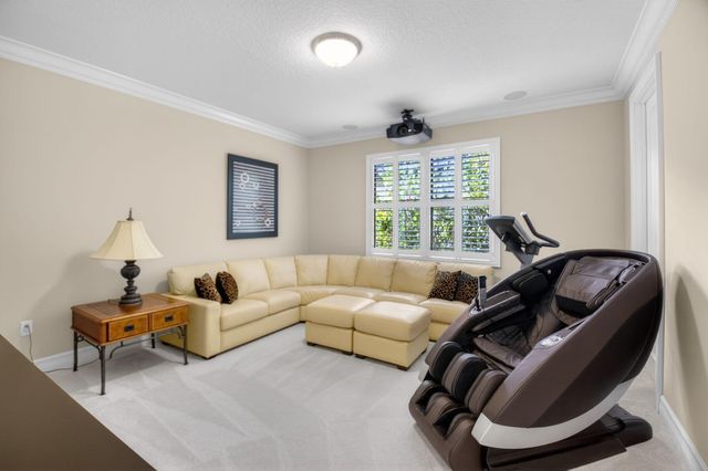 8277 Hawks Gully Avenue, Delray Beach, FL 33446