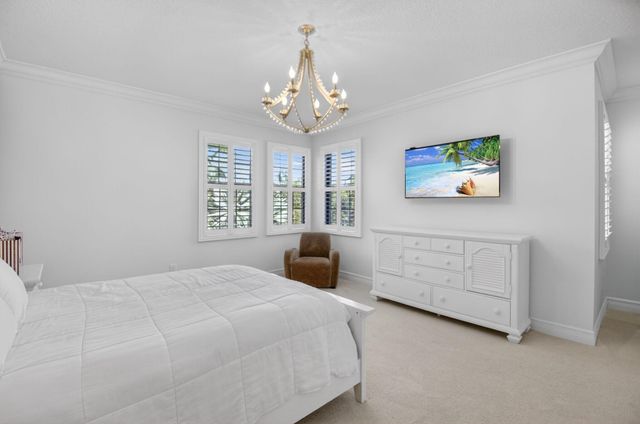 8277 Hawks Gully Avenue, Delray Beach, FL 33446