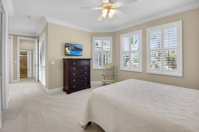 8277 Hawks Gully Avenue, Delray Beach, FL 33446