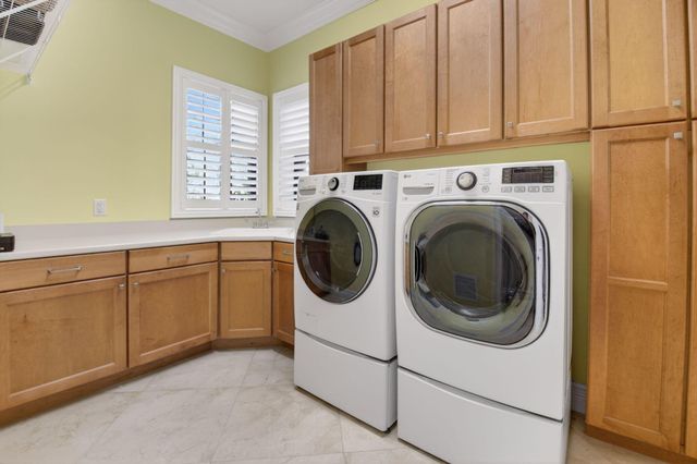 8277 Hawks Gully Avenue, Delray Beach, FL 33446