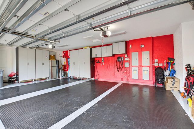 8277 Hawks Gully Avenue, Delray Beach, FL 33446