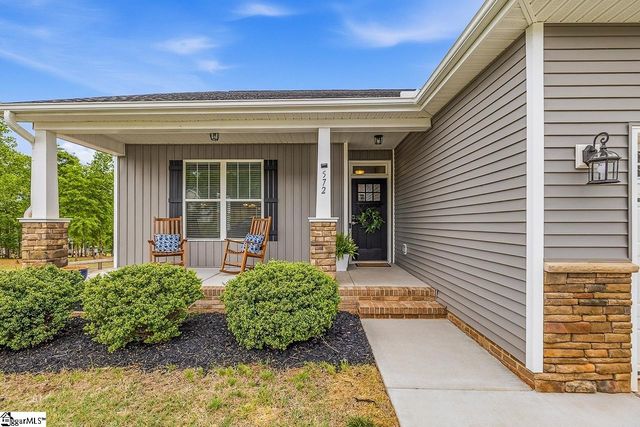 572 Forden Drive, Wellford, SC 29385