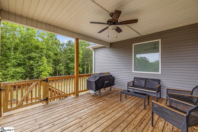 572 Forden Drive, Wellford, SC 29385