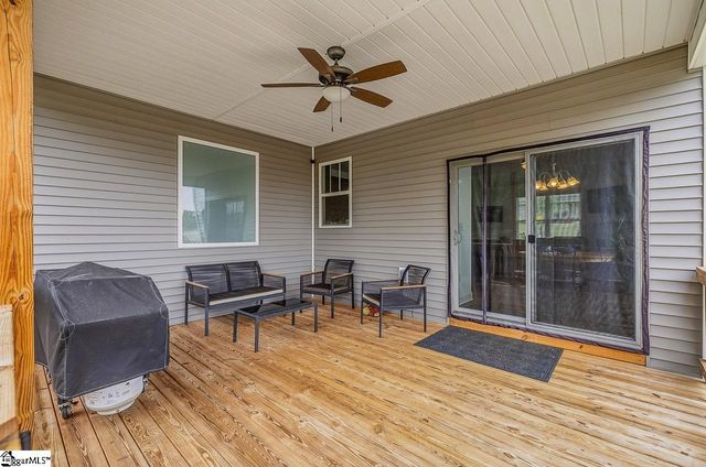 572 Forden Drive, Wellford, SC 29385