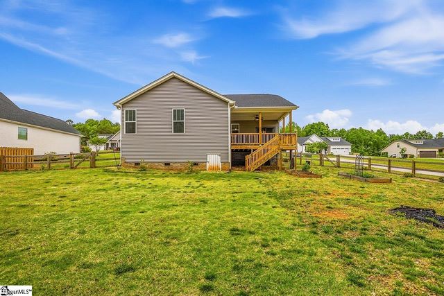 572 Forden Drive, Wellford, SC 29385